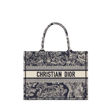 sac dior plage|dior bags 2020.